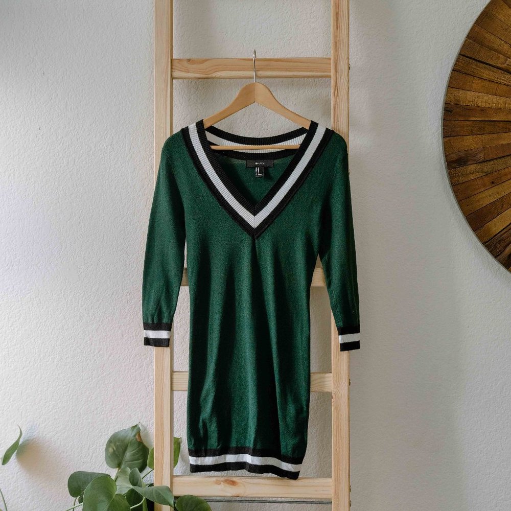 Forever 21 Forest Green V-Neck Midi Body-con Long Sleeve Dress